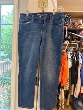 Old Navy Women's Straight Leg Jeans - Blue Wash